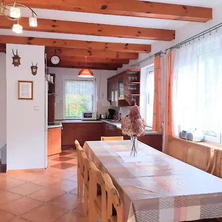 Tatil Evi With A Garden, Close To The *