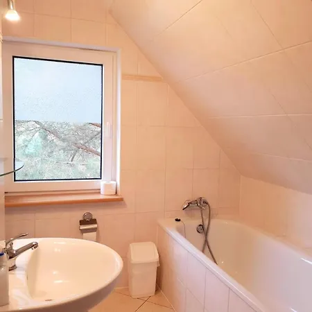Tatil Evi With A Garden, Close To The